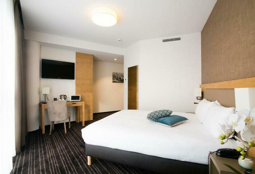 Номер Superior, Le Lodge Brit Hotel Strasbourg Zenith