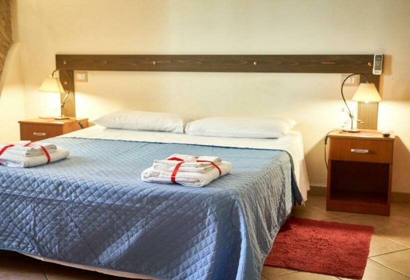 Номер Deluxe с Балконом, B&b La Suite