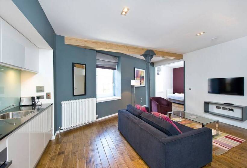דירת חדר, Destiny Scotland  The Malt House Apartments