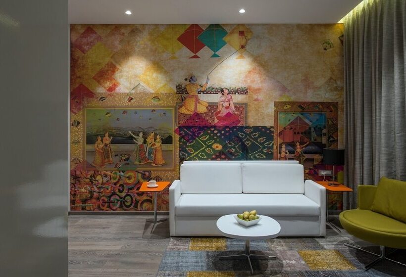 Студио Стандарт Кровать Кинг, Eastin Residences Vadodara