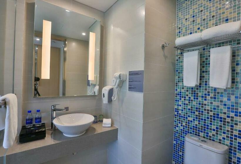 Номер Стандарт Вид на Горы, Holiday Inn Express Emei Mountain, An Ihg