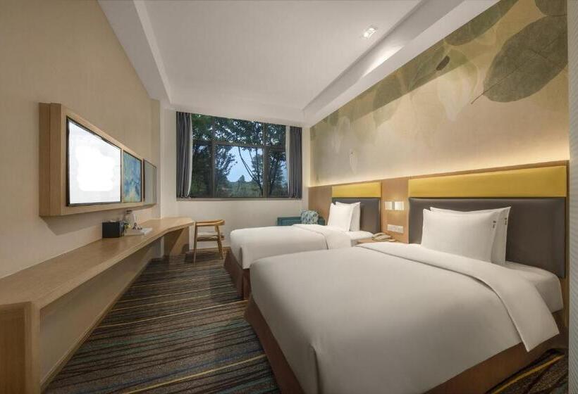 Номер Стандарт, Holiday Inn Express Emei Mountain, An Ihg