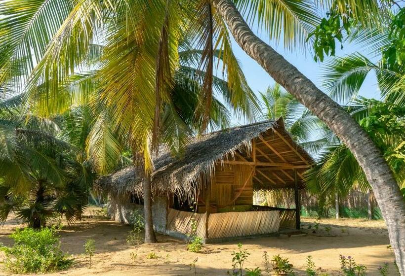 اتاق خانوادگی با چشم‌انداز باغ, Valampuri Kite Resort