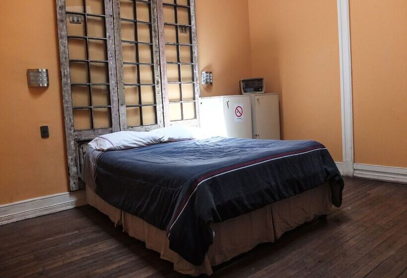 스탠다드 룸, Santiago Backpackers