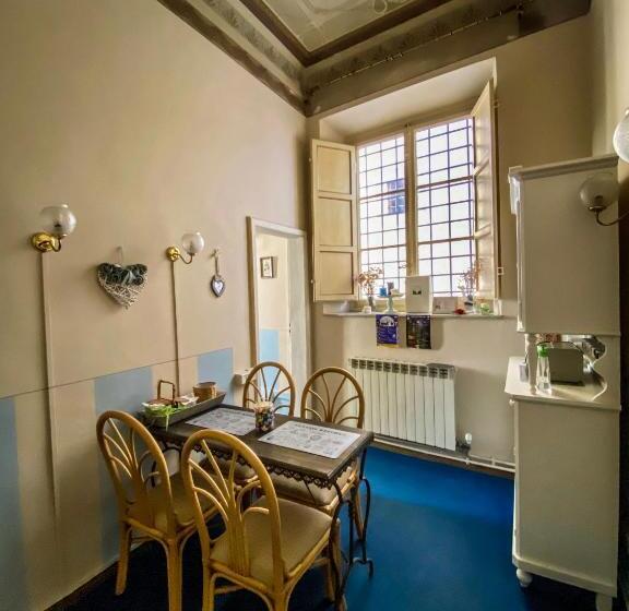اتاق خانوادگی, Guest House Santa Giustina Lucca Centro Storico