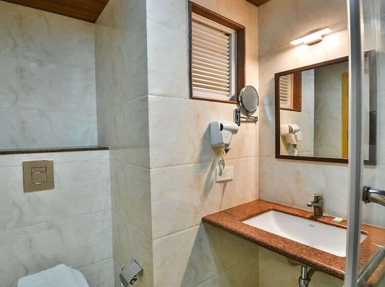 Quarto Deluxe, Yois