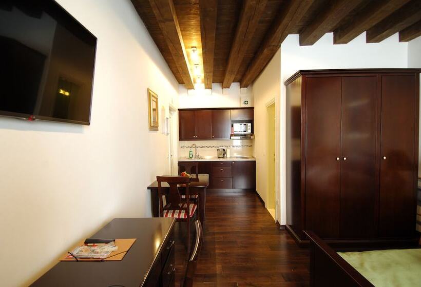 수피리어 스튜디오, Sunce Palace Apartments With Free Offsite Parking