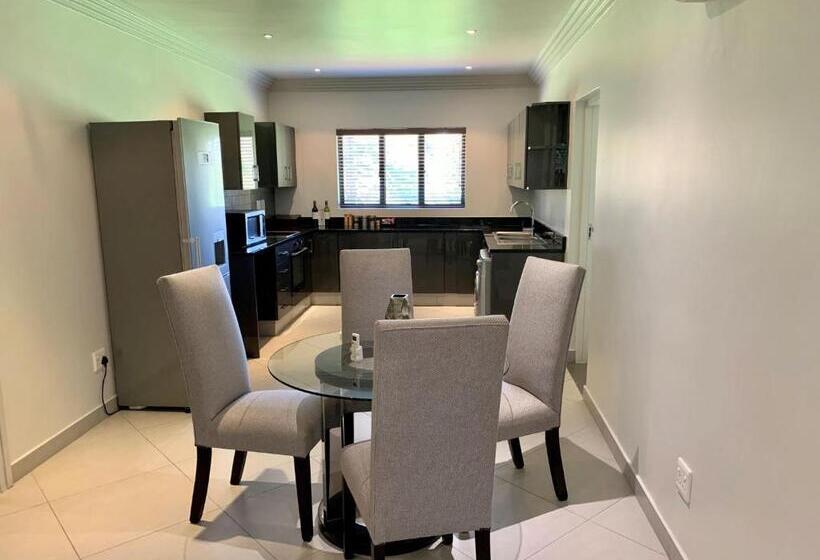 Apartamento Deluxe 1 Dormitório, Villa Moyal