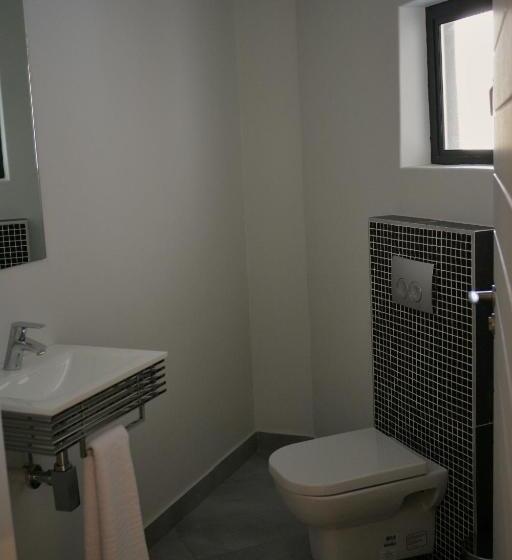 Apartamento Executivo 1 Dormitório, Villa Moyal