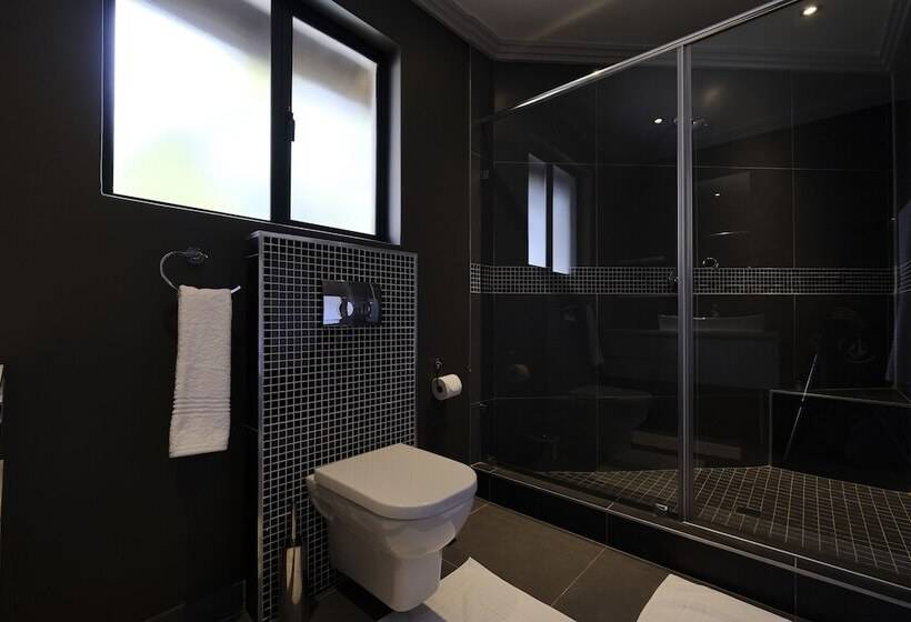 Quarto Executivo, Villa Moyal
