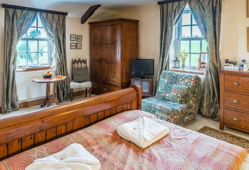 Трехместный Номер Deluxe, Beeches Farmhouse Country Cottages & Rooms
