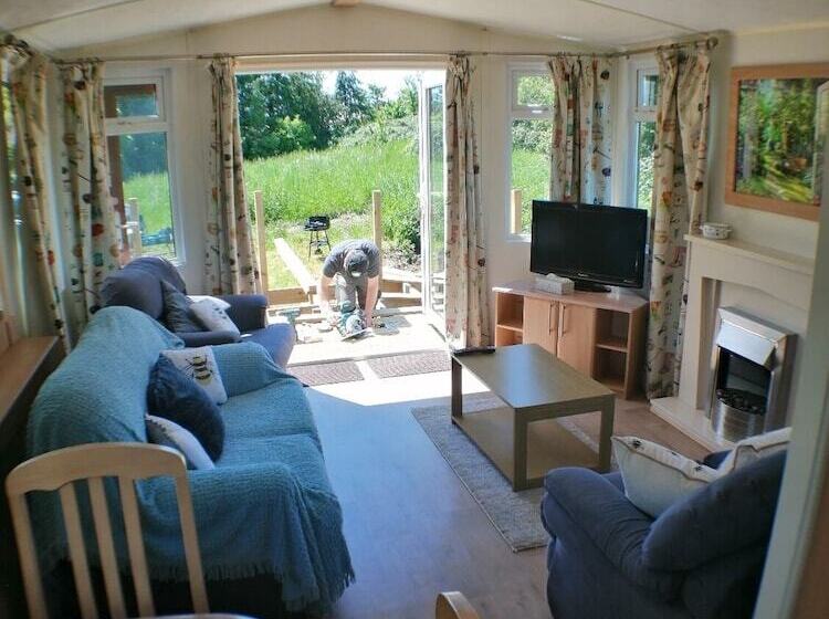 Апартаменты Deluxe 1 Спальня, Beeches Farmhouse Country Cottages & Rooms