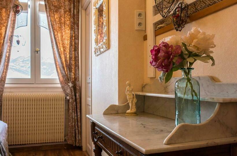 Номер Стандарт Вид на Горы, La Coustille Chambres Et Table D Hôtes