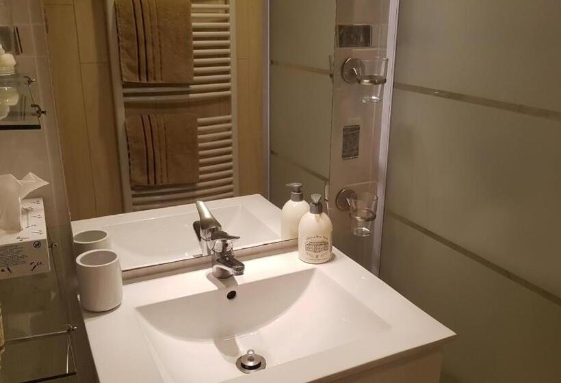 패밀리 룸 산 전망, La Coustille Chambres Et Table D Hôtes