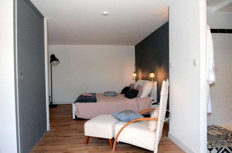 Quarto standart vista jardim, Les Jardins De Galicia