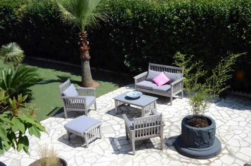 Quarto standart vista jardim, Les Jardins De Galicia