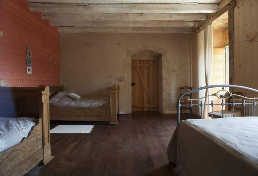 Семейный Номер, Logis De Riparfonds