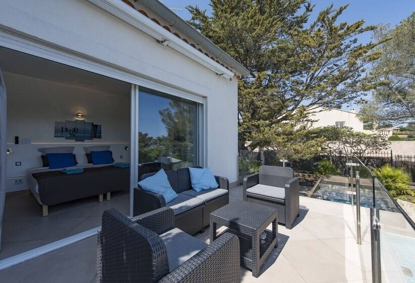 Семейный Номер Вид на Море, Villa Perle De La Mer