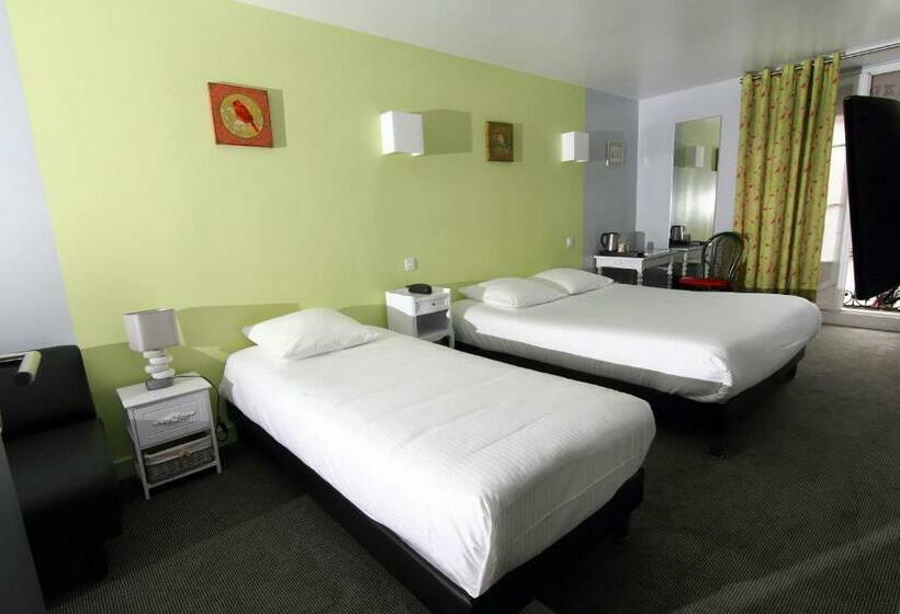 Номер Стандарт Трехместный, Hôtel Ohartzia