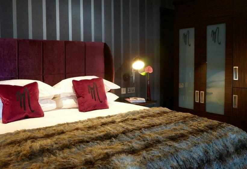Номер Стандарт, Malmaison Dundee