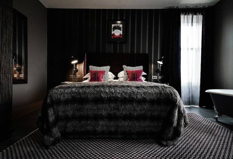 Полулюкс, Malmaison Dundee