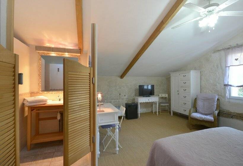 Номер Комфорт, Clos St Pierre De Fraisse