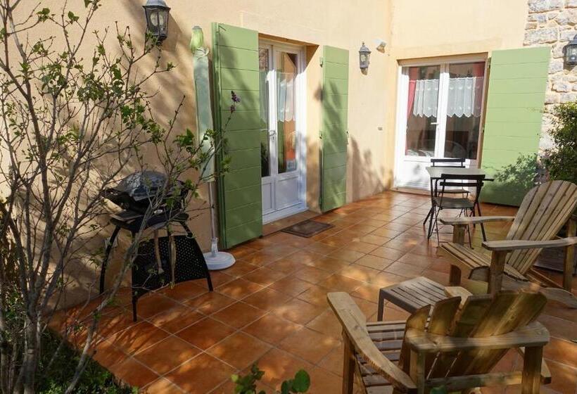 Номер Стандарт с Террасой, Gite Du Pagoulin  Chambres D Hotes