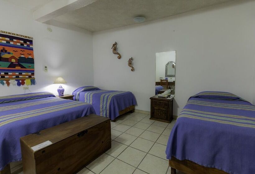 غرفة قياسية ثلاثية, Posada Luna Sol