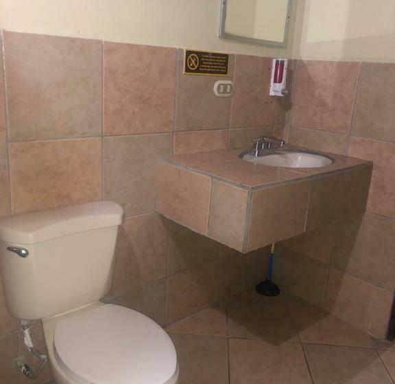 Номер Комфорт, Arenal Backpackers Resort