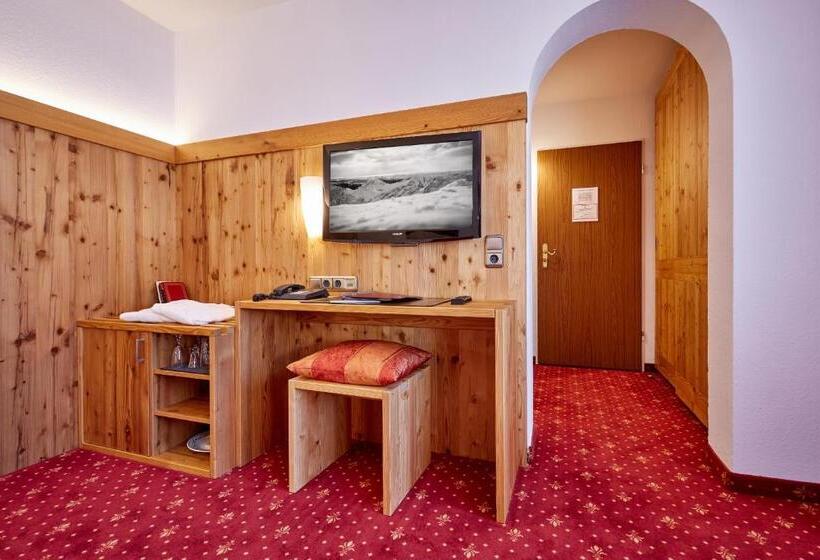 Comfort room with balcony, Franziska