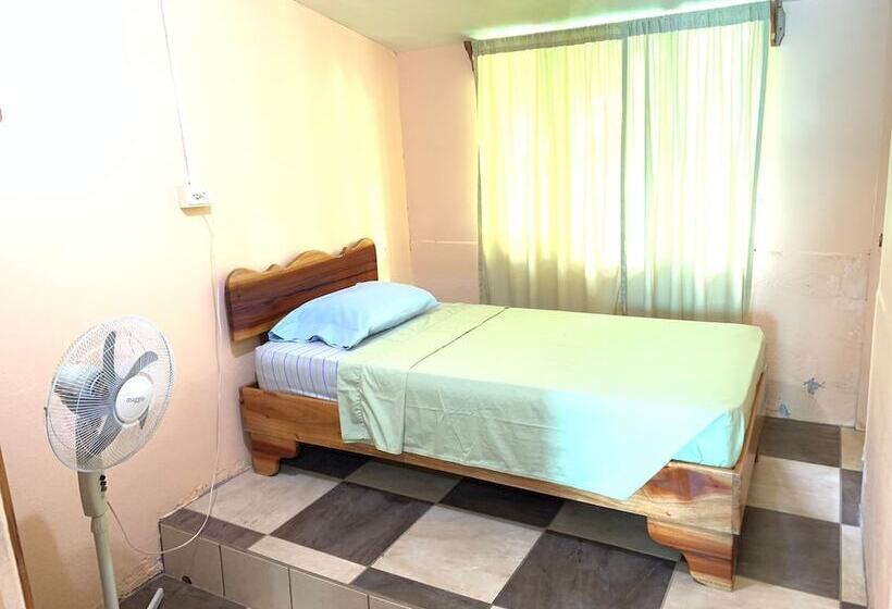 Quarto Triplo Estandar, Laureles Collection Uvita   Cabinas Los Laureles