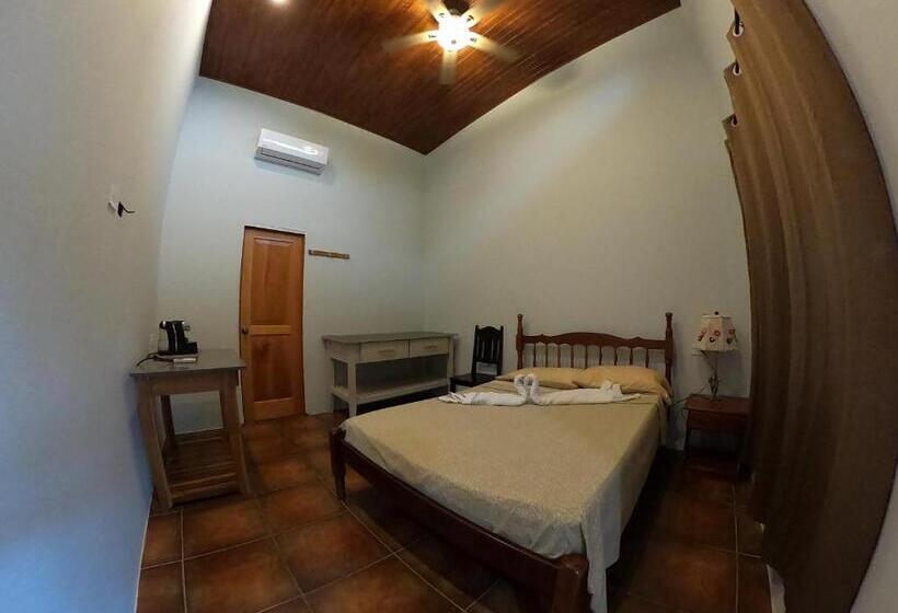 Quarto Estandar, Laureles Collection Uvita   Cabinas Los Laureles