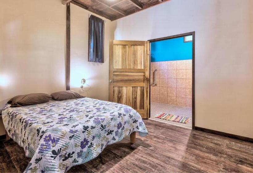 Номер Deluxe Адаптированный для Инвалидов, Playa 506 Beachfront Hostel