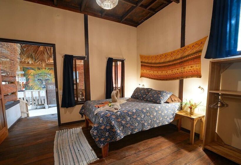 Номер Deluxe Адаптированный для Инвалидов, Playa 506 Beachfront Hostel
