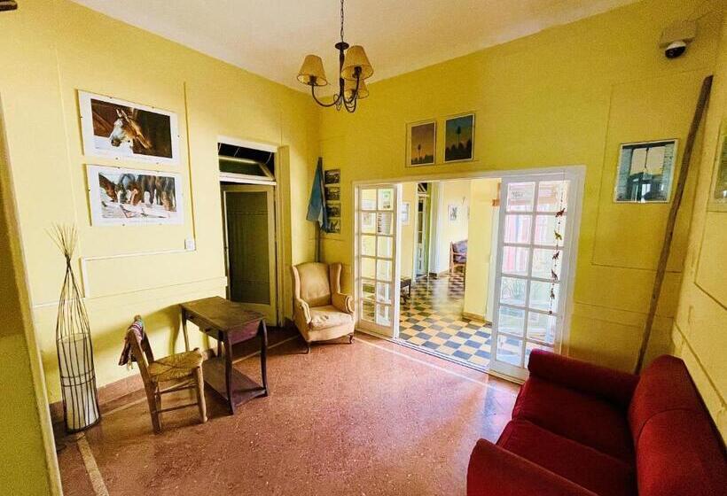 Дом 3 Спальни, Areco Hospedaje