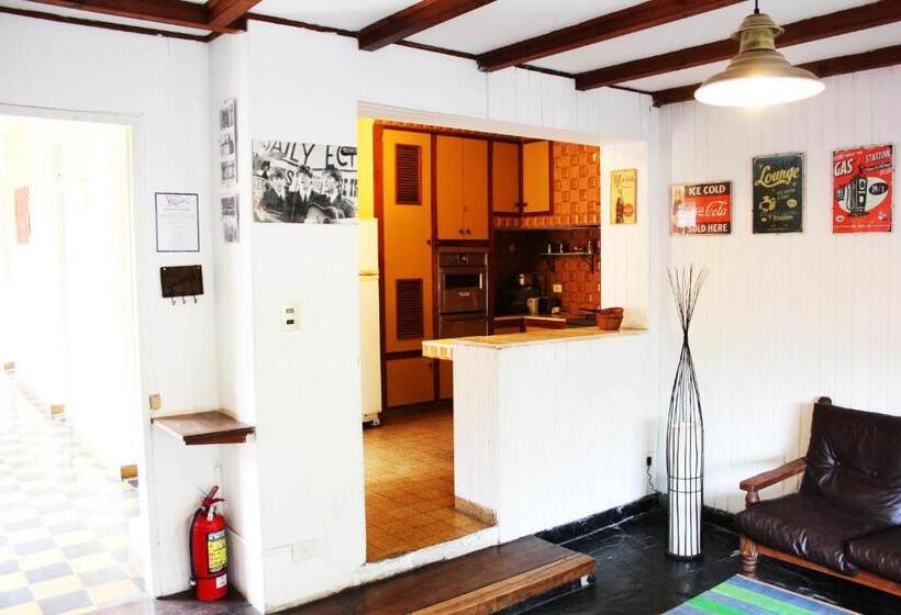Дом 3 Спальни, Areco Hospedaje
