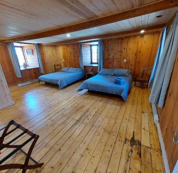 豪华房间, Auberge Le P Tit Bonheur   Hostel