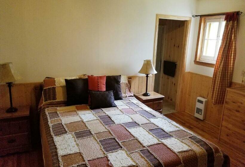 标准间, Auberge Le P Tit Bonheur   Hostel