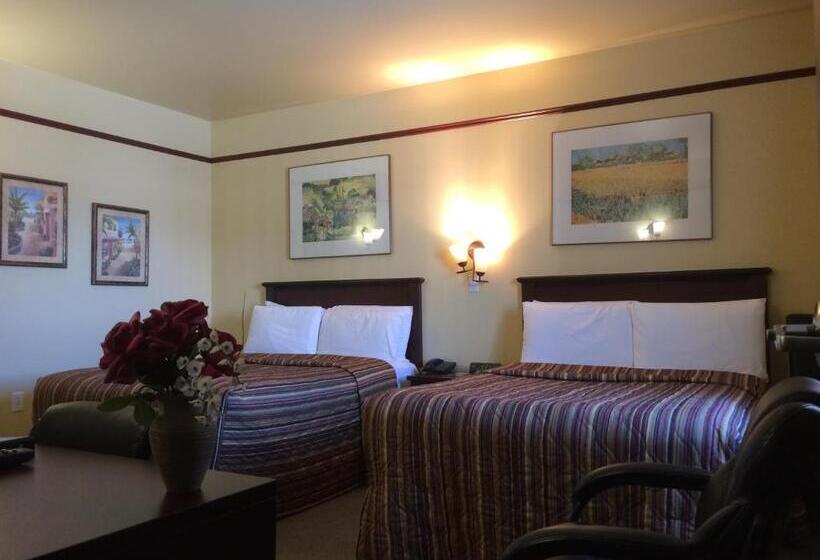 غرفة قياسية رباعية, Citadelle