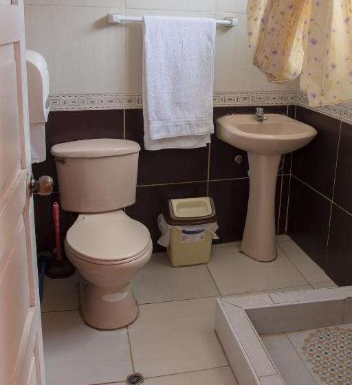 Четырехместный Номер Стандарт, Hostal Virgen De Las Nieves Ii