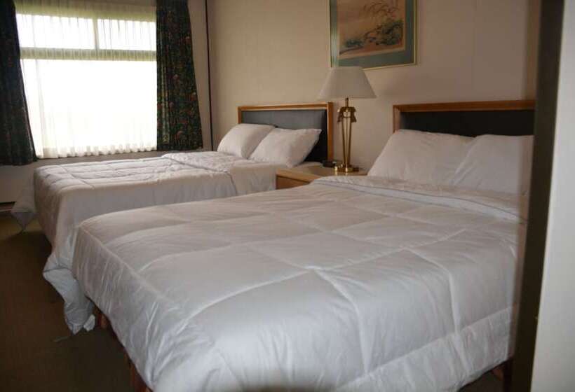 غرفه قياسيه سريرين مزدوجين, Kc's Country Inn