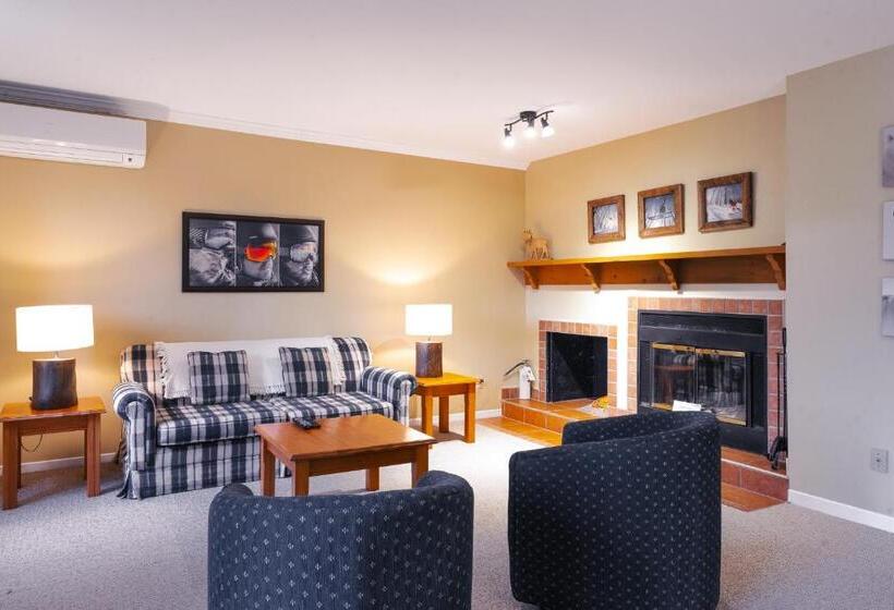 2 Bedrooms Apartment Mountain View, Mont Blanc Hôtel & Condos