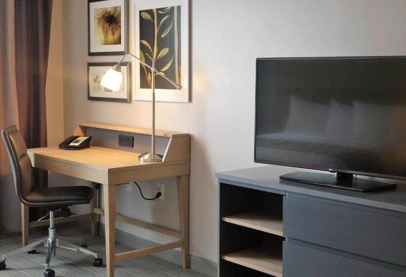 Номер Стандарт, Country Inn & Suites By Radisson, Belleville, On