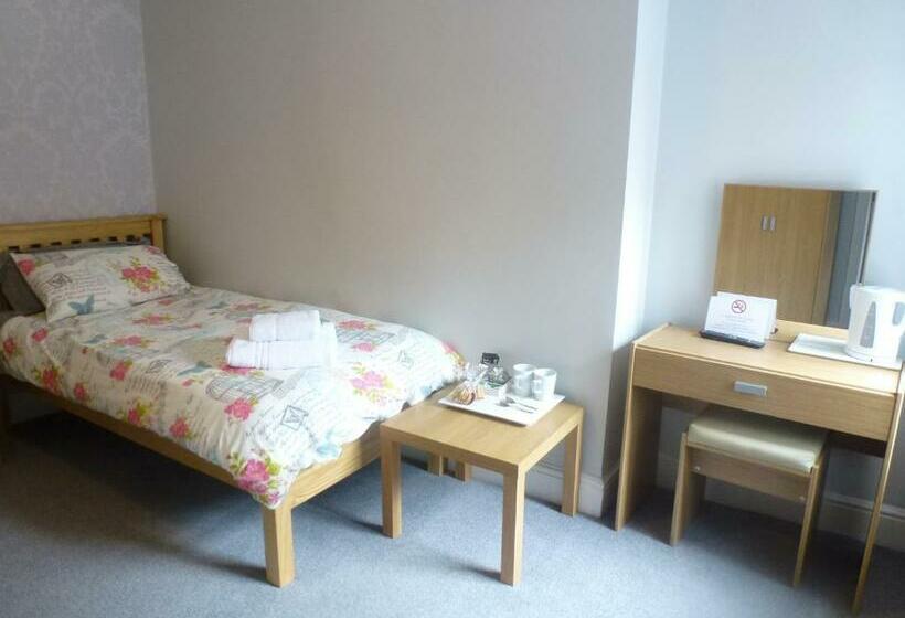 Quarto Estandar Individual, Orrell Park