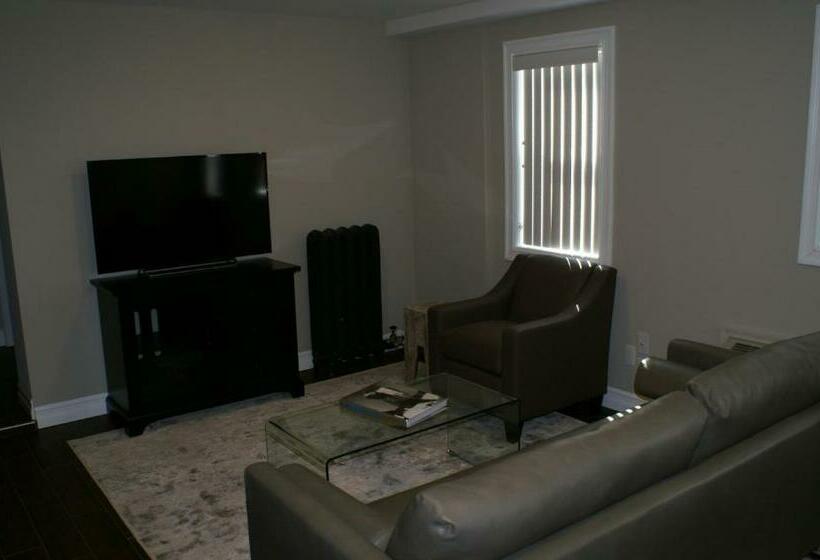 Люкс, Western Hotel & Executive Suites