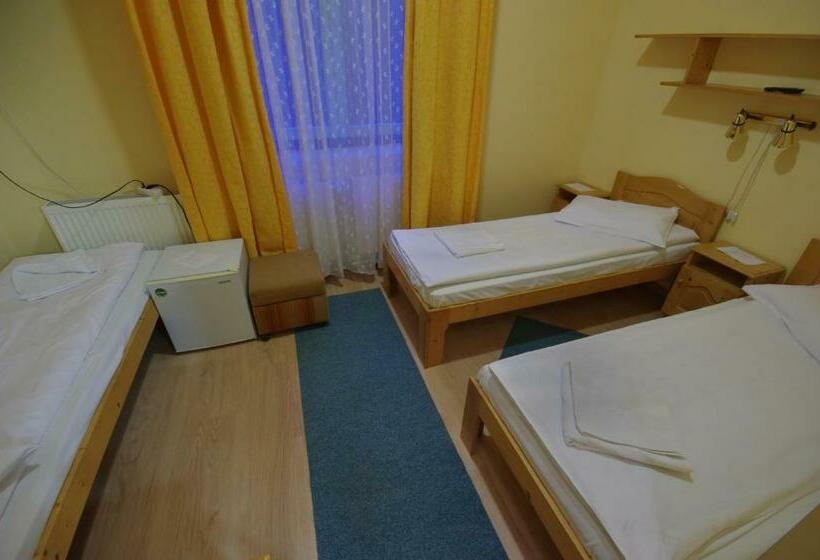 Номер Стандарт Трехместный, Hostel Teleki