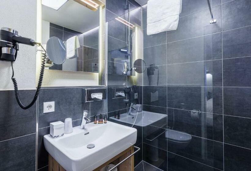 스탠다드 스튜디오, Avenida Mountain Lodges Saalbach
