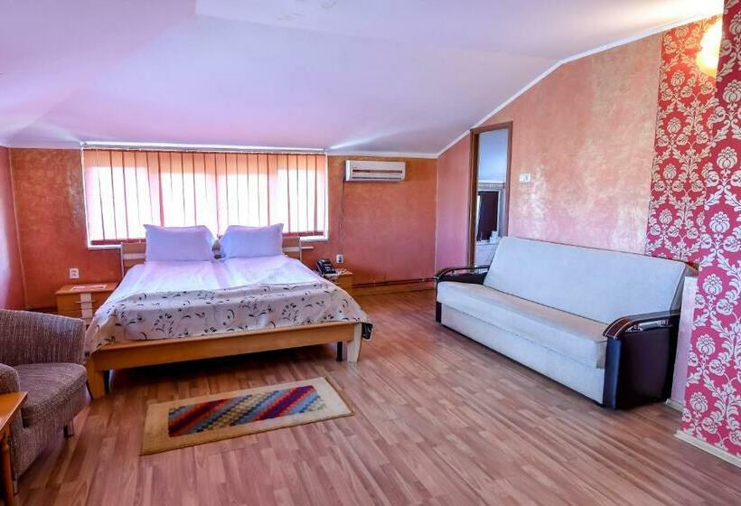 Семейный Номер, Motel Perla Sigheteana
