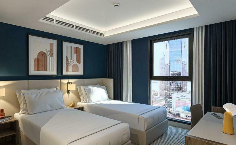 带城市景观的标准工作室, Voco Doha West Bay Suites, An Ihg