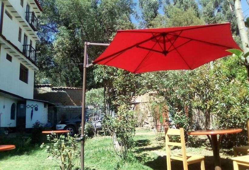اتاق استاندارد سه نفره, Hostal Casa Del Montanista